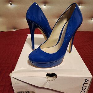 Women's Sz 6.5 Patent Blue 5" Platform Heels
